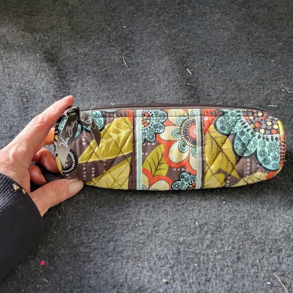 Vera Bradley small reader glass case. Personal needs case. Make Up Case.. - Picture 2 of 7